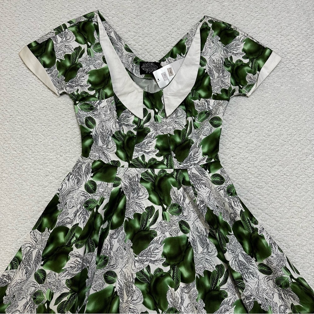 Hearts and Roses Retro Pin-up Rockabilly Green Dress Women’s Size 10 - Picture 5 of 13